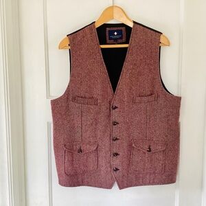 Argyleculture herringbone tweed vest Men’s L Wool Blend Waistcoat Burgundy
